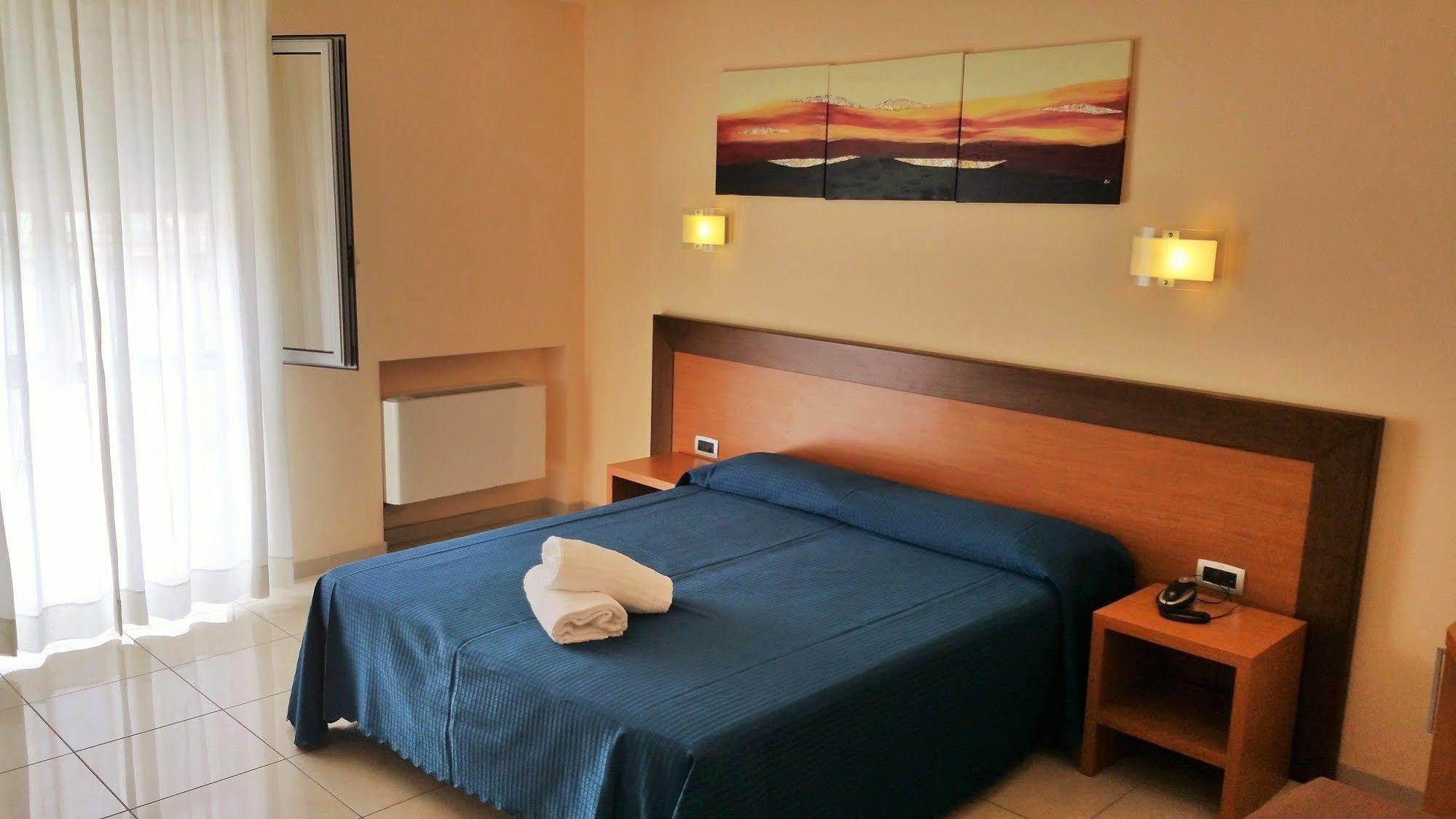 Hotel Club Koine Otranto Ngoại thất bức ảnh